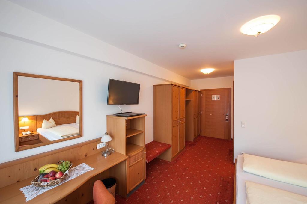 Hotel Juchhof 레르모스 외부 사진